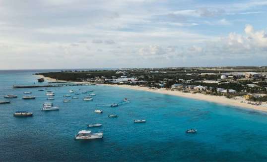 Het strand van Grand Turk